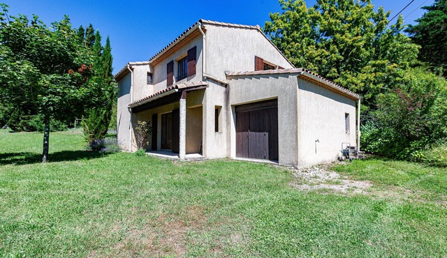 'Gite 07' : Small house with private garden