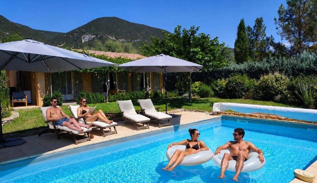 Gite 3 Étoiles Dans LE Luberon Avec Piscine Privatisée