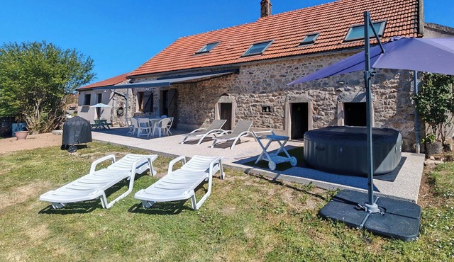 Gîte Anmany : A soothing place in the Morvan, for a comfortable stay.