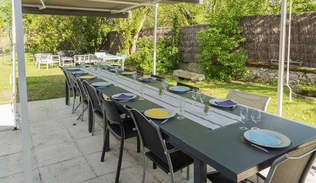 Gîte Chez Stéphanie Montbazon, 5-bedroom farmhouse in the heart of the village - 15pers