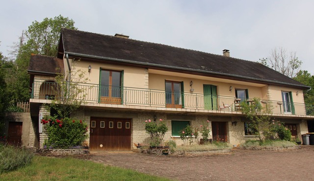 Gite Confortable Avec Cheminée, Jardin Arboré, Grande Terrasse Panoramique