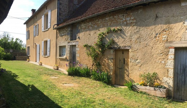 Gite Coulaures, 4 bedrooms, 7 persons