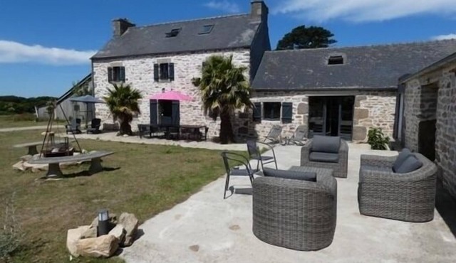 Gite d'exception: Gite with heated pool 12/14 people