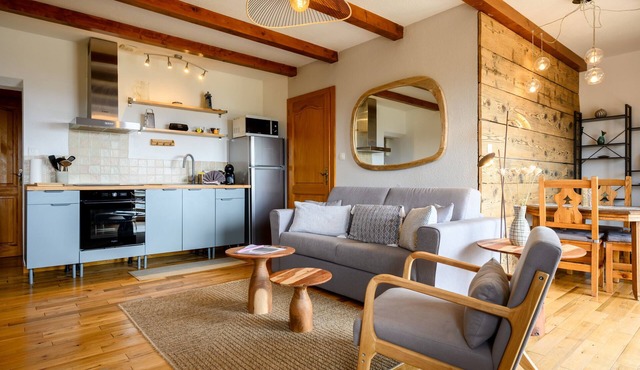 Gîte "Le Panorama" – Charming Apartment with Terrace in Soultzeren