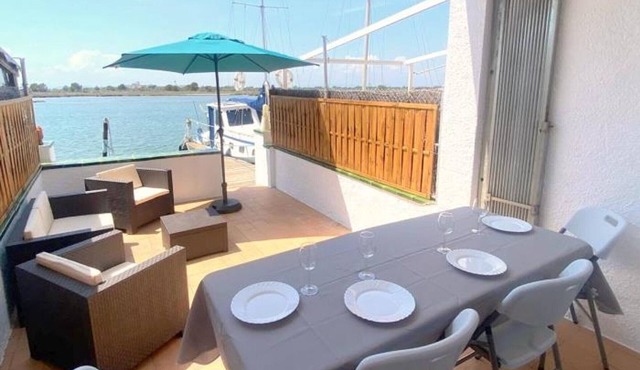 Gite Roses, 5 bedrooms, 8 persons