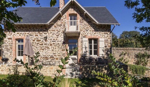 Gite Saint-Jean-le-Thomas, 2 bedrooms, 4 persons