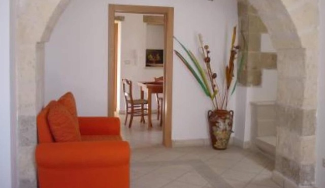 Giuggianello: Mansion - GIUGGIANELLO