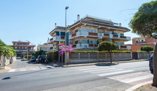 Giuliana by Interhome