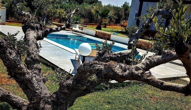 GIUSEPPE HOUSE WITH PRIVATE POOL