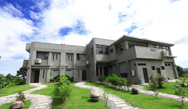 Given Storm Villa