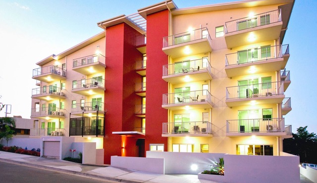 Gladstone City Central Apartment Hotel