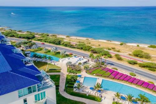 Glamorous and modern beach apartment Eagle beach ARUBA