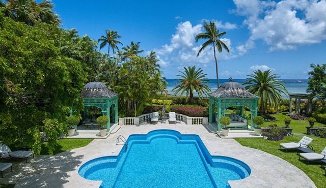 Glamorous Beachfront Estate - Leamington Pavilion