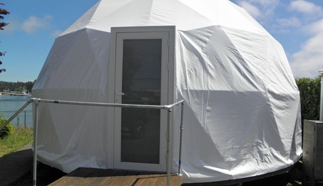 Glamping Dome with a view