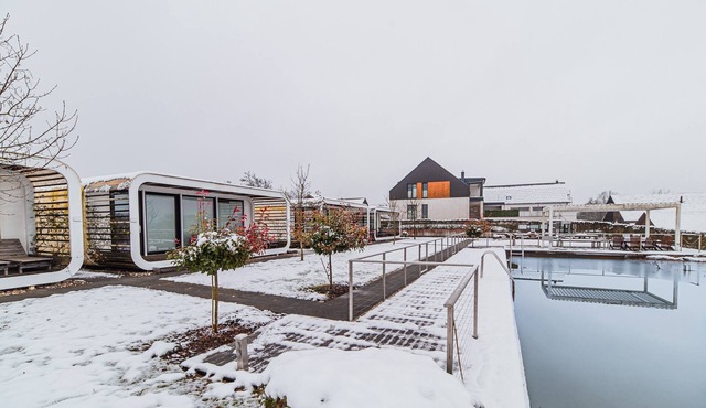 Glamping home Malerič with natural pool & Wellness