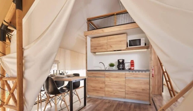 Glamping tent 4