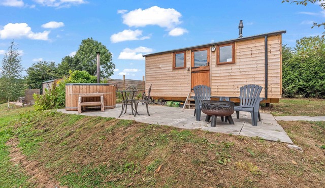 Glamping Under the Stars, Romantic Luxury Hideaway