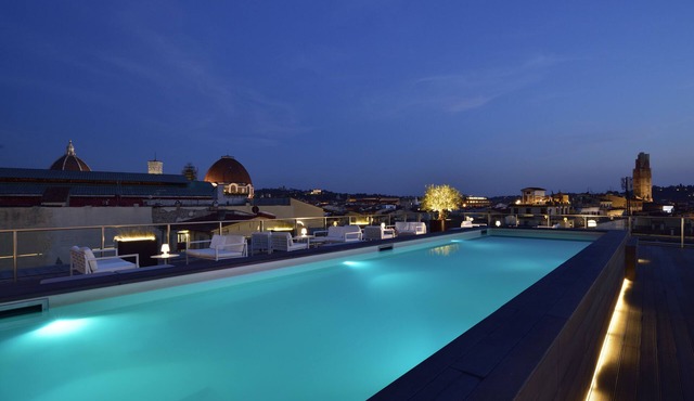 Glance Hotel In Florence