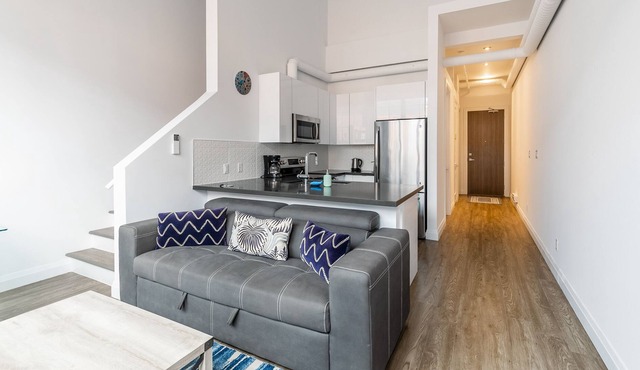 GLOBALSTAY . 2BR 2 STOREY LOFT. Free Parking.Gym