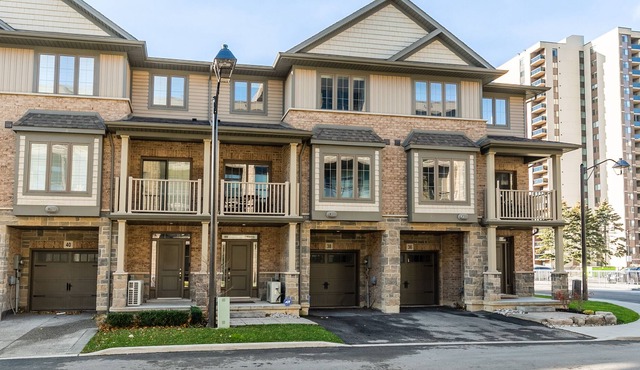 GLOBALSTAY . 3BR 2.5BA Townhome 1 min to the Beach. BBQ.Parking