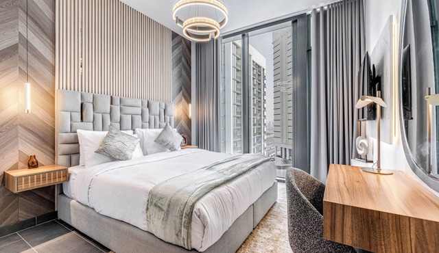 GLOBALSTAY. The Crest Tower C Apartments