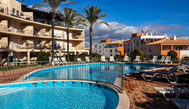 Globe 33 Apartment | Top Location & The Strip Albufeira
