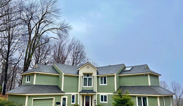 Glorious Cottage Placed in a Secluded Area in Stratton, Vermont