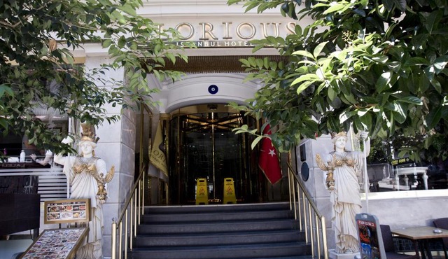 Glorious Hotel
