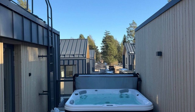Glorious two-floor house, 4 bedrooms, sauna, park