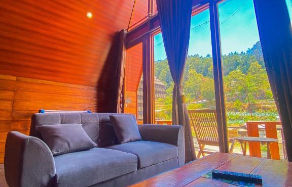 Godieng Cabin