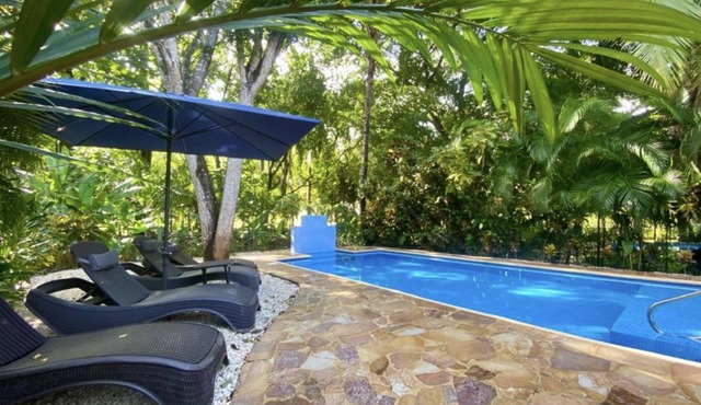 Golf Beach House w/Pool (5 min. walk to beach!)