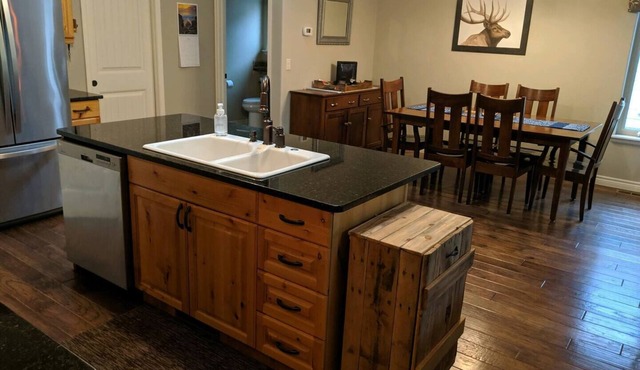 Golf Course Townhome 3 bed/3 bath, Private Hot Tub