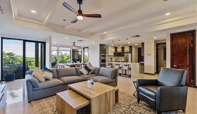 Golf Course Villa, Beach Club & 11 Restaurants