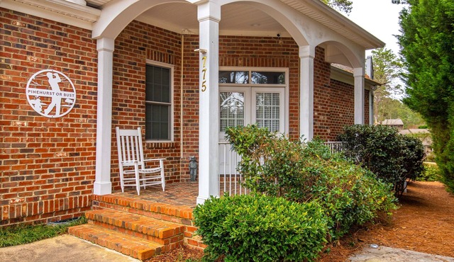 Golf Front Home on Pinehurst #5 - 1 Mile to Village Center