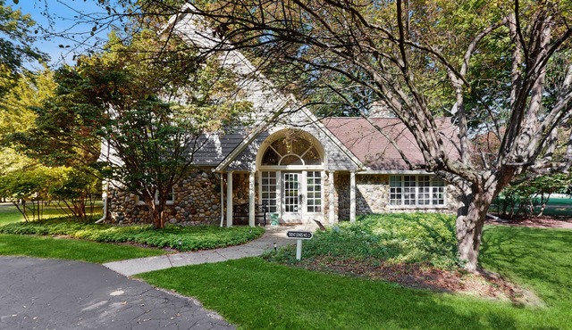 Golf Front Home with Course View, WiFi, Patio & Grill