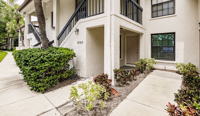 Golfing and close to the beach, 2bd/2bath Condo