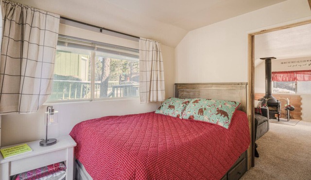 Gonzalez Cabin - Arrowbear Lake