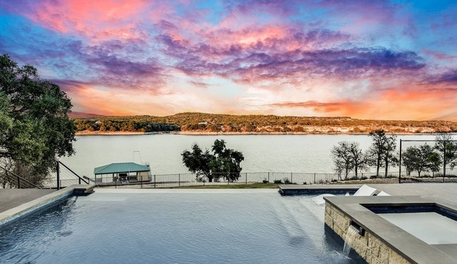 Good Living at Lake Travis