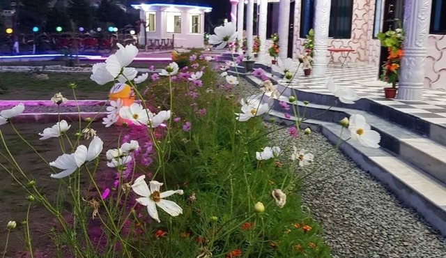 Goodar Resort