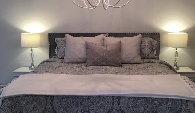 Gorgeous 2 Bed, 2 Bath 1600 sq ft Renovated Home for Rent in Sun Lakes Arizona