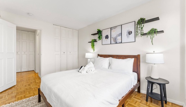 Gorgeous 2bd/1.5ba Next to BU zpjh