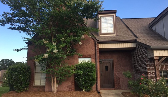 Gorgeous 3 Bedroom - 4 Bed for Short and Long Term Rental Hoover - Vestavia