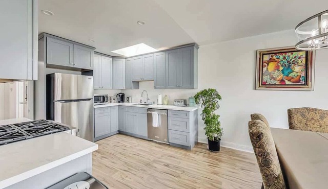 Gorgeous 3br/1ba home near Ocean Beach
