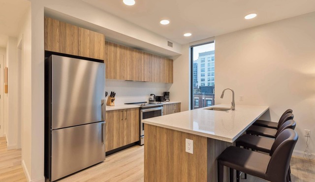 Gorgeous Apt with Kitchen and Lounge