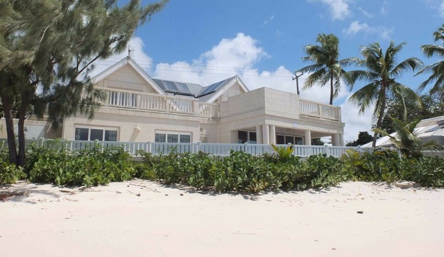 Gorgeous beach front villa. Approved Villa.