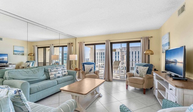 Gorgeous Cocoa Beach Condo with Private Balcony Heated Pool & Hot Tub! ☀️