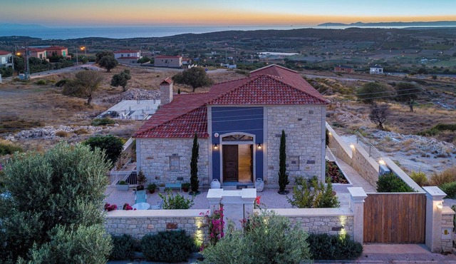 Gorgeous Duplex Villa with Chios View