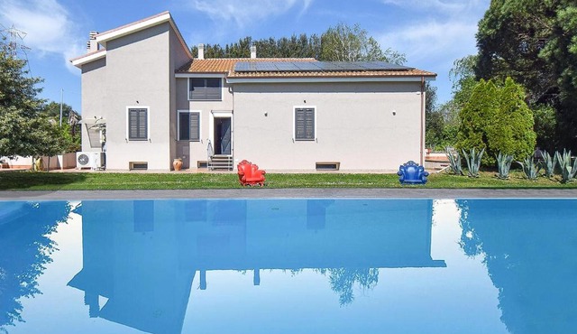 Gorgeous Home In Monterosi