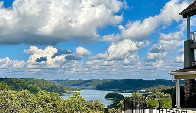 Gorgeous Lake front view of Center Hill Lake Cove Hollow