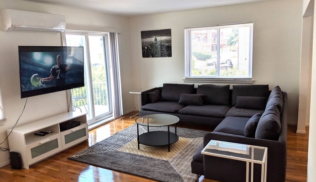Gorgeous, Modern, updated Duplex